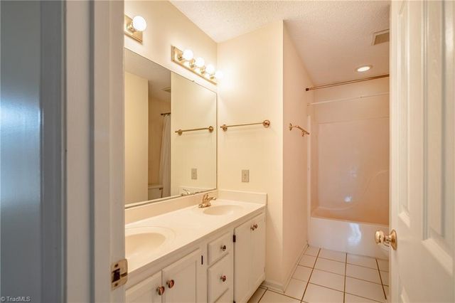 4817 Adams Ridge Drive, Greensboro, NC 27407