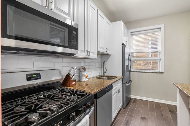 4857 N Lawndale Avenue 202, Chicago, IL 60625