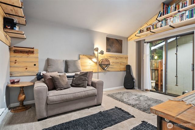 18949 Harris Avenue NE, Suquamish, WA 98392