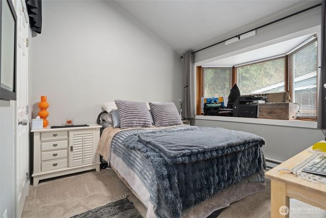 18949 Harris Avenue NE, Suquamish, WA 98392