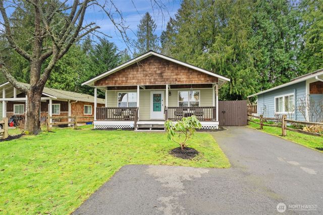 18949 Harris Avenue NE, Suquamish, WA 98392