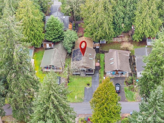 18949 Harris Avenue NE, Suquamish, WA 98392