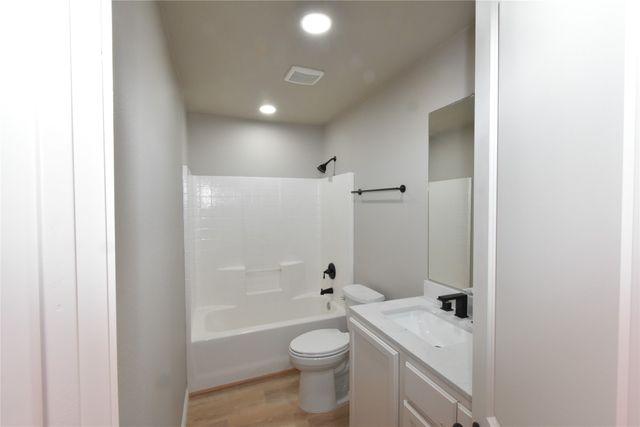311 Stell Avenue, Mansfield, TX 76063
