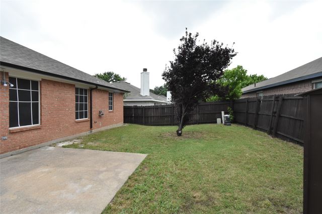 311 Stell Avenue, Mansfield, TX 76063