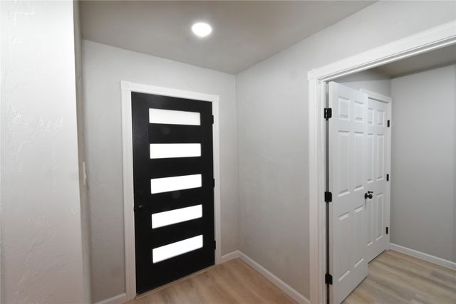 311 Stell Avenue, Mansfield, TX 76063