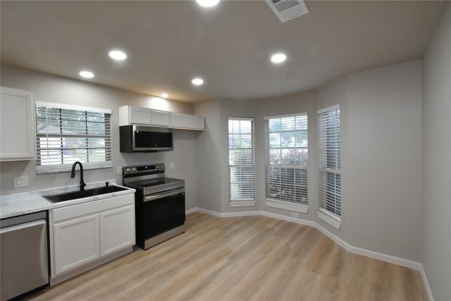 311 Stell Avenue, Mansfield, TX 76063