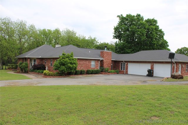 7023 Myall Road, Lone Grove, OK 73443