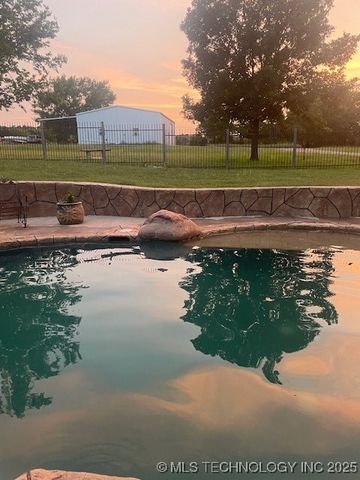 7023 Myall Road, Lone Grove, OK 73443