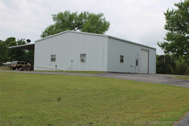 7023 Myall Road, Lone Grove, OK 73443