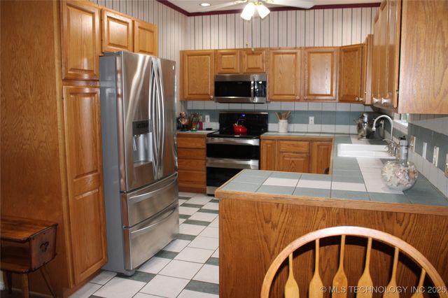 7023 Myall Road, Lone Grove, OK 73443