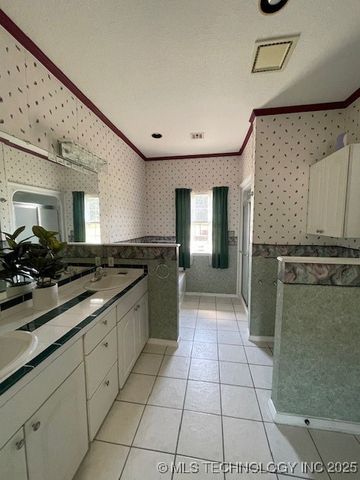 7023 Myall Road, Lone Grove, OK 73443