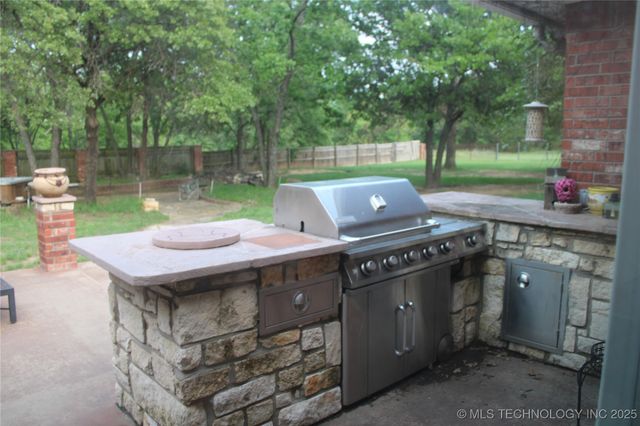 7023 Myall Road, Lone Grove, OK 73443