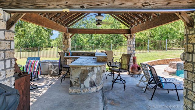 7023 Myall Road, Lone Grove, OK 73443