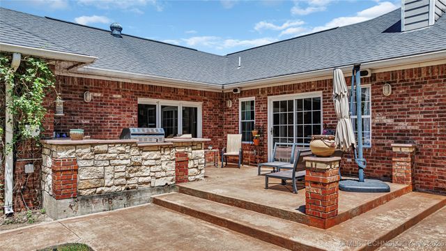 7023 Myall Road, Lone Grove, OK 73443