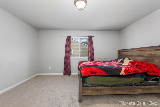 467 Oak View Drive, Middleville, MI 49333