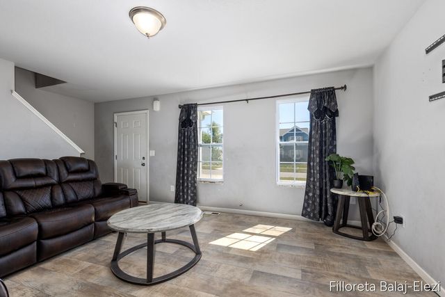 467 Oak View Drive, Middleville, MI 49333