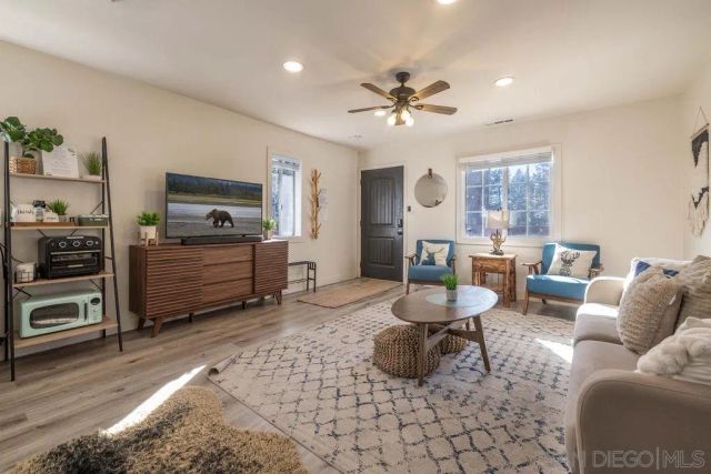579 Vista Lane, Big Bear Lake, CA 92315