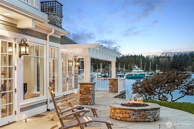 95 Laurel Point Lane, Friday Harbor, WA 98250
