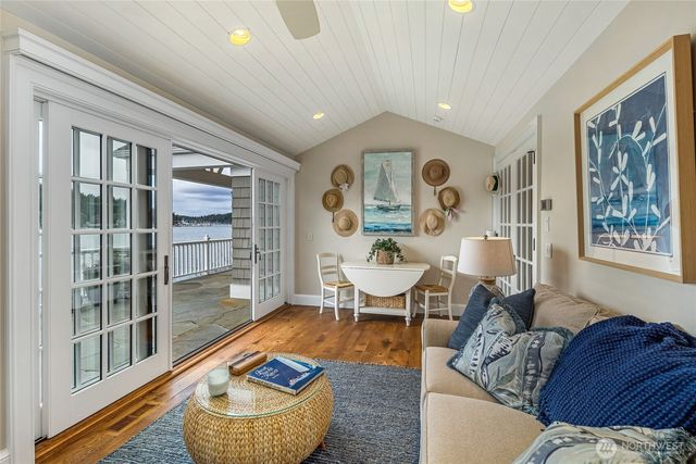 95 Laurel Point Lane, Friday Harbor, WA 98250
