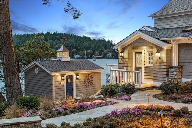 95 Laurel Point Lane, Friday Harbor, WA 98250