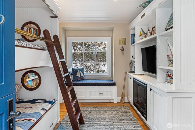 95 Laurel Point Lane, Friday Harbor, WA 98250