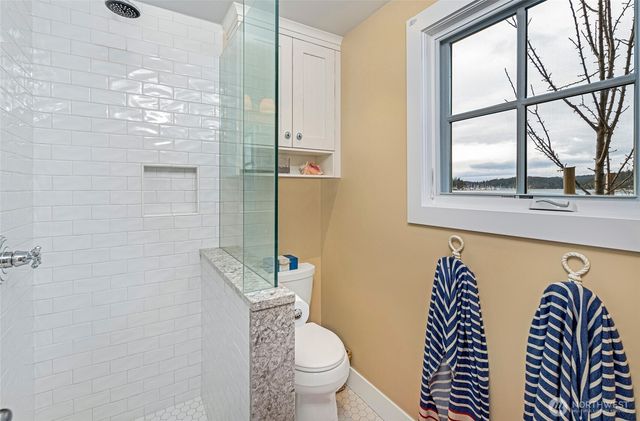 95 Laurel Point Lane, Friday Harbor, WA 98250