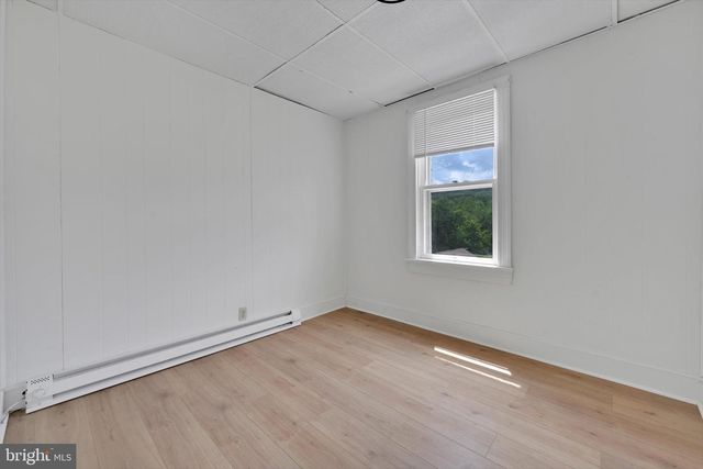 229 VALLEY ST, New Philadelphia, PA 17959