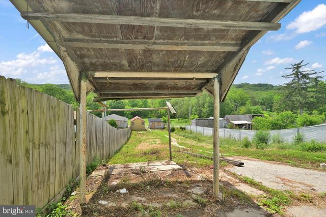 229 VALLEY ST, New Philadelphia, PA 17959