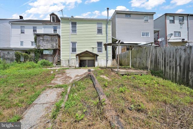 229 VALLEY ST, New Philadelphia, PA 17959