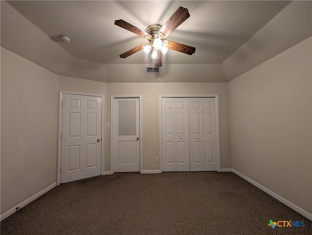 956 Misty Acres Drive, New Braunfels, TX 78130
