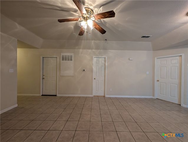 956 Misty Acres Drive, New Braunfels, TX 78130