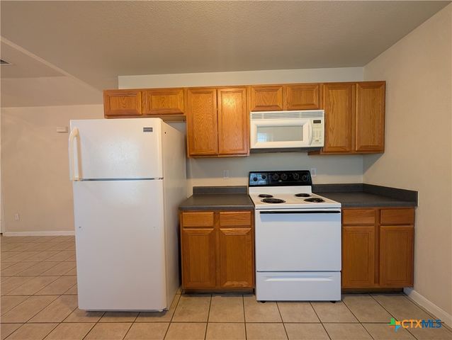 956 Misty Acres Drive, New Braunfels, TX 78130