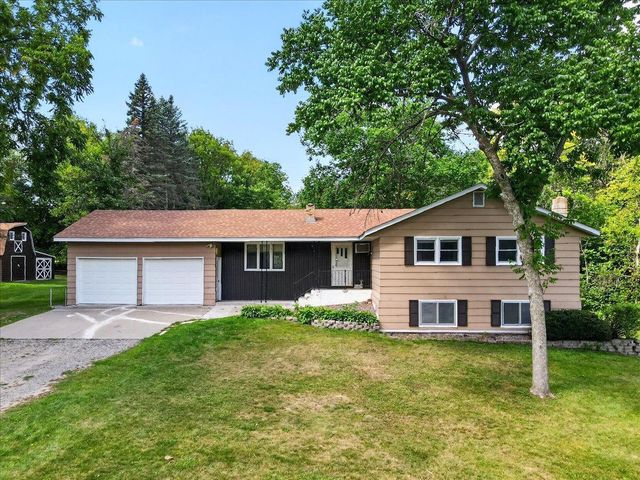 9855 Iffert Avenue NE, Monticello, MN 55362