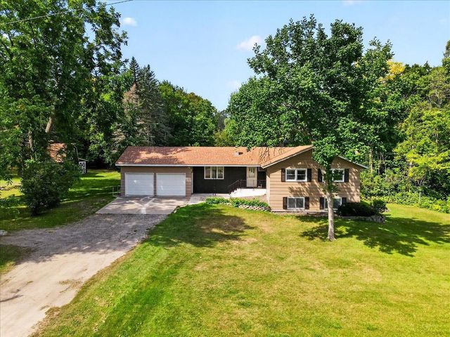 9855 Iffert Avenue NE, Monticello, MN 55362