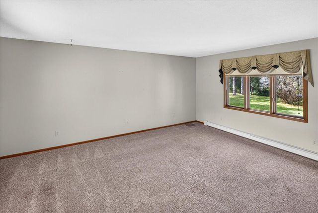 9855 Iffert Avenue NE, Monticello, MN 55362