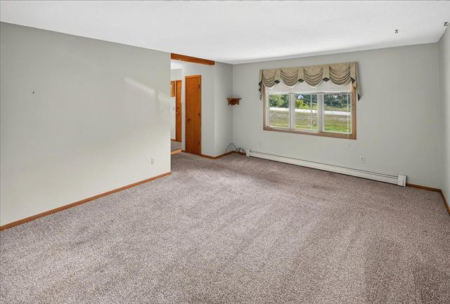 9855 Iffert Avenue NE, Monticello, MN 55362