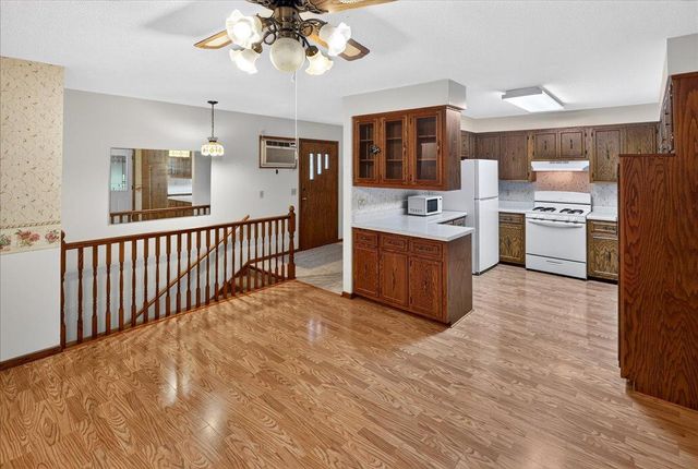 9855 Iffert Avenue NE, Monticello, MN 55362