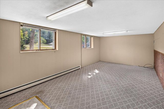 9855 Iffert Avenue NE, Monticello, MN 55362