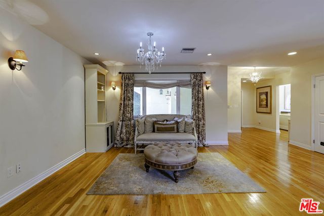 2250 Betty Lane, Beverly Hills, CA 90210