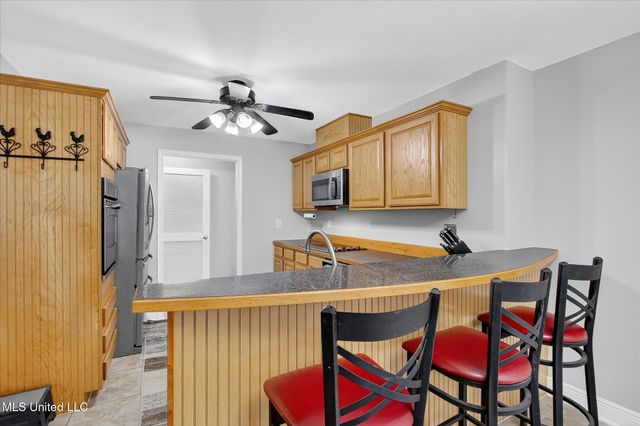14916 Dismuke Drive, Biloxi, MS 39532