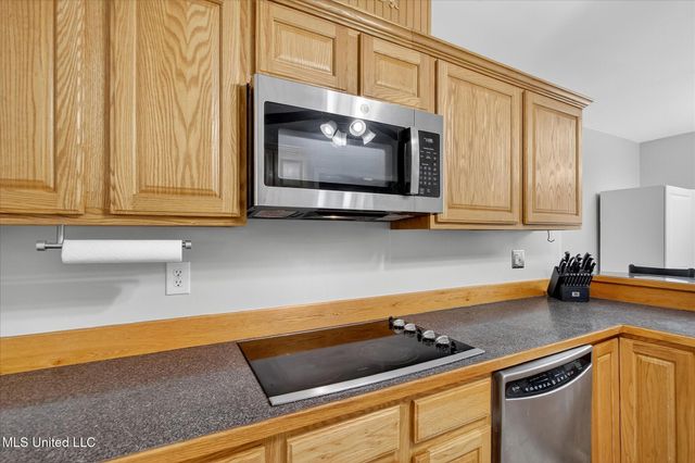 14916 Dismuke Drive, Biloxi, MS 39532
