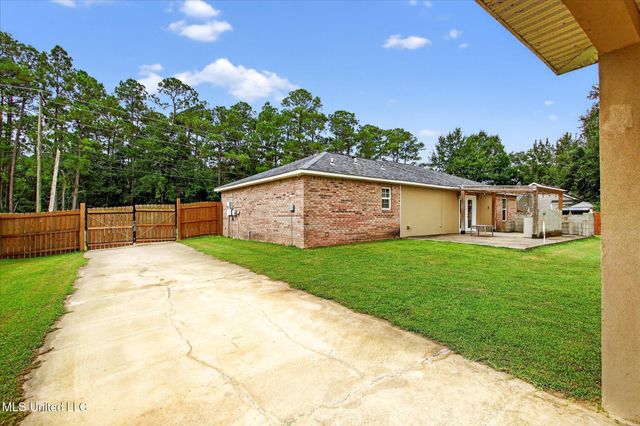 14916 Dismuke Drive, Biloxi, MS 39532