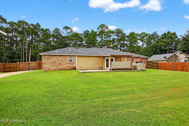 14916 Dismuke Drive, Biloxi, MS 39532