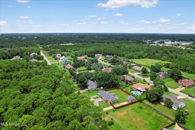 14916 Dismuke Drive, Biloxi, MS 39532
