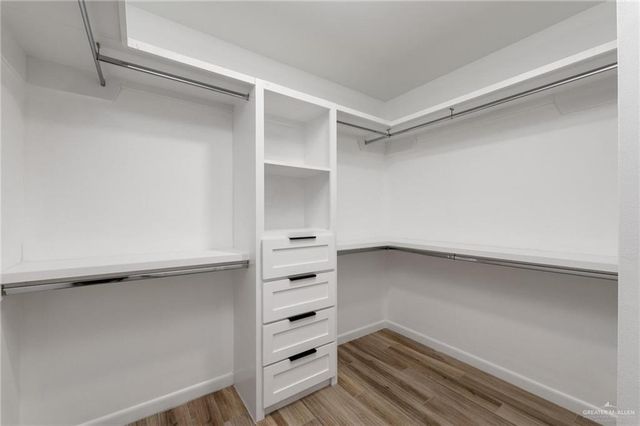 2112 Zinnia Street, Weslaco, TX 78596