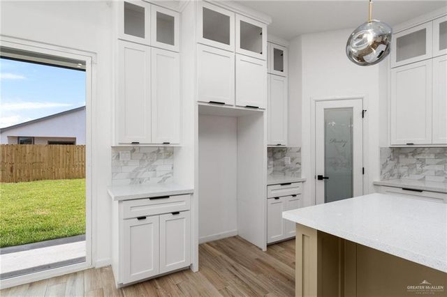 2112 Zinnia Street, Weslaco, TX 78596