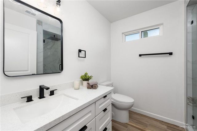 2112 Zinnia Street, Weslaco, TX 78596