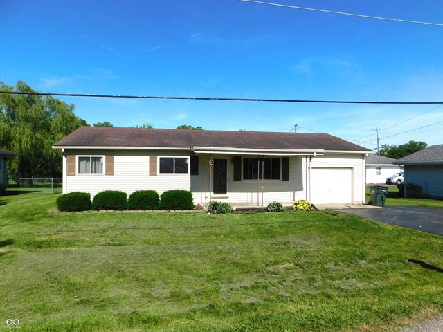 909 S Parkside Drive, Greensburg, IN 47240
