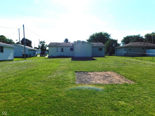 909 S Parkside Drive, Greensburg, IN 47240