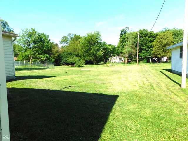 909 S Parkside Drive, Greensburg, IN 47240